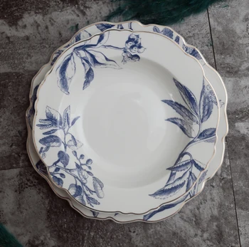 Ретро дизайн, форма на цвете, както и чинии от костен порцелан, пном пен, ръчно рисувани, керамична чиния в синьо с цветен модел